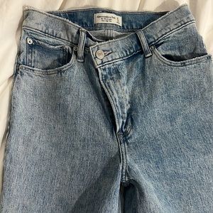 Abercrombie & Fitch 90s Straight Jeans
